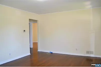495 Mount Prospect Avenue, Clifton, NJ 07012 - Photo 4