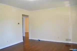 495 Mt Prospect Ave, Clifton, NJ 07012 - Photo 4