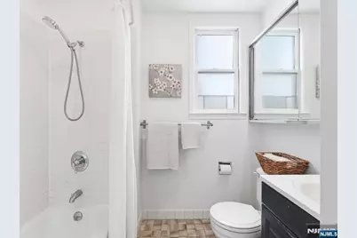 264 3rd Street 2R #2R, Jersey City, NJ 07302 - Photo 10