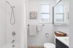 264 3rd Street 2R, Jersey City, NJ 07302 - Photo 10