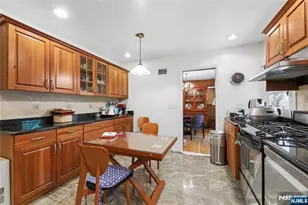 12 Beverly Rd, Englewood Cliffs, NJ 07632 - Photo 6