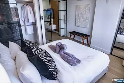 268 Old River 3B #3B, Edgewater, NJ 07022 - Photo 6