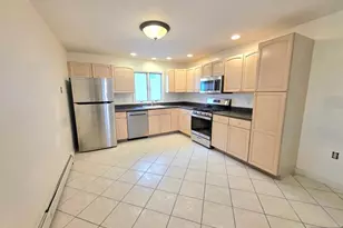 560 Studio Road 2nd Floor, Ridgefield, NJ 07657 - Photo 4