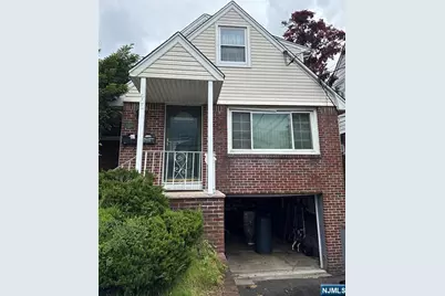 401 Chestnut Avenue, South Hackensack Township, NJ 07606 - Photo 1