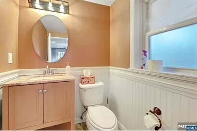 514 Rutland Avenue, Teaneck Township, NJ 07666 - Photo 26