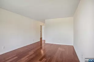 1077 River Road 1013, Edgewater, NJ 07020 - Photo 14