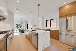 229 Hickory Ave, Tenafly, NJ 07670 - Photo 10