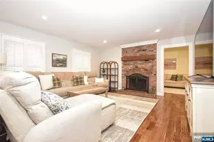 523 Ewing Ave, Franklin Lakes, NJ 07417 - Photo 4