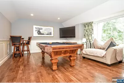 523 Ewing Avenue, Franklin Lakes, NJ 07417 - Photo 12