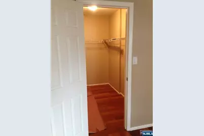 38 Garden Place 141 #141, Edgewater, NJ 07020 - Photo 14