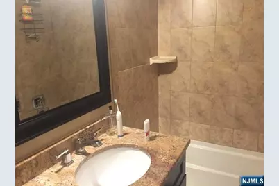 38 Garden Place 141 #141, Edgewater, NJ 07020 - Photo 22