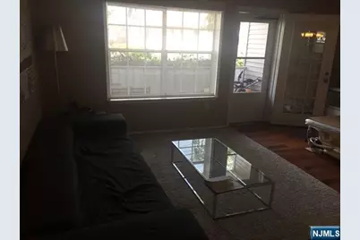 38 Garden Place 141 #141, Edgewater, NJ 07020 - Photo 10