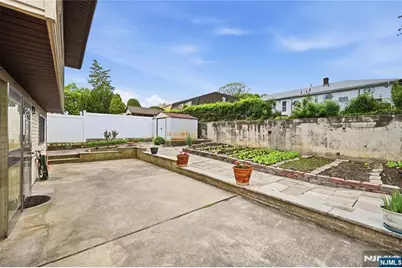 55 17th Avenue, Elmwood Park, NJ 07407 - Photo 40