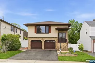 55 17th Ave, Elmwood Park, NJ 07407 - Photo 4