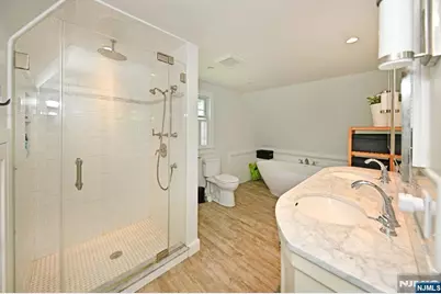 421 Hawthorne Place, Ridgewood, NJ 07450 - Photo 16