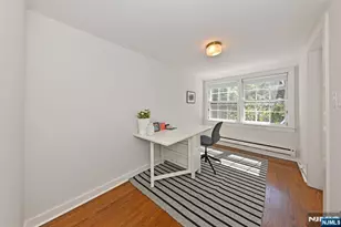 421 Hawthorne Pl, Ridgewood, NJ 07450 - Photo 18