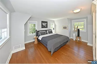 421 Hawthorne Place, Ridgewood, NJ 07450 - Photo 14