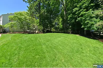 421 Hawthorne Place, Ridgewood, NJ 07450 - Photo 32