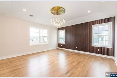 28 Tamboer Avenue, Clifton, NJ 07013 - Photo 10