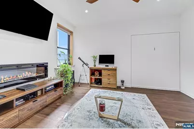 755 Anderson Avenue 5I #5i, Cliffside Park, NJ 07010 - Photo 14