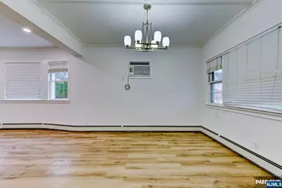 40 Grove Street, Elmwood Park, NJ 07407 - Photo 10