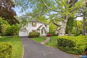 302 Howard Ave, Fair Lawn, NJ 07410 - Photo 2