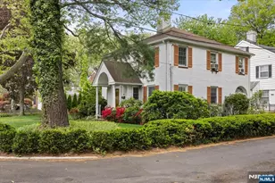 302 Howard Ave, Fair Lawn, NJ 07410 - Photo 4