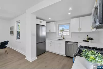 288 Harrison Street, Nutley, NJ 07110 - Photo 14