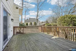 2 Eisenhower Rd, Closter, NJ 07624 - Photo 24