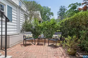14 Bancroft Pl, Fair Lawn, NJ 07410 - Photo 30