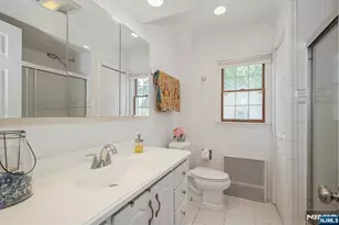 14 Bancroft Pl, Fair Lawn, NJ 07410 - Photo 24