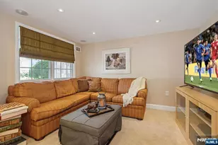 14 Bancroft Pl, Fair Lawn, NJ 07410 - Photo 16