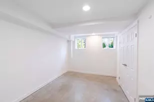 140A Clendenny Ave, Jersey City, NJ 07304 - Photo 14