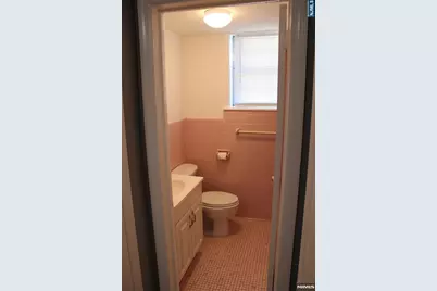 208 Bergen Boulevard 3 #3, Fairview, NJ 07022 - Photo 16