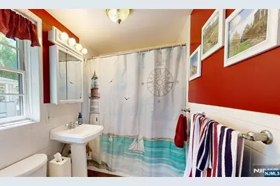 52 Terrace Avenue, Rochelle Park Township, NJ 07662 - Photo 18