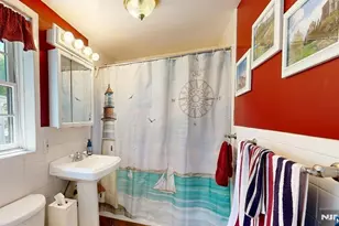 52 Terrace Ave, Rochelle Park Township, NJ 07662 - Photo 18