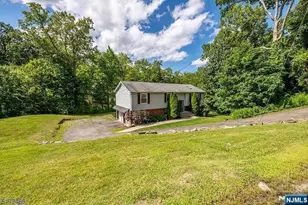 91 Bayonne Dr, West Milford, NJ 07421 - Photo 1