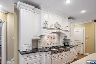 68 Brams Hill Drive, Mahwah, NJ 07430 - Photo 12