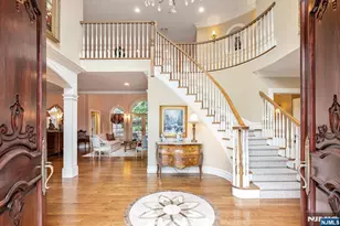 68 Bramshill Dr, Mahwah, NJ 07430 - Photo 4