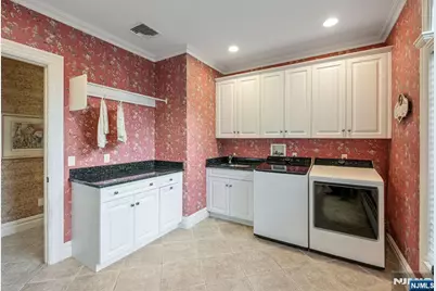 68 Brams Hill Drive, Mahwah, NJ 07430 - Photo 30