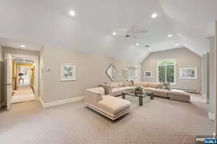 68 Bramshill Dr, Mahwah, NJ 07430 - Photo 42