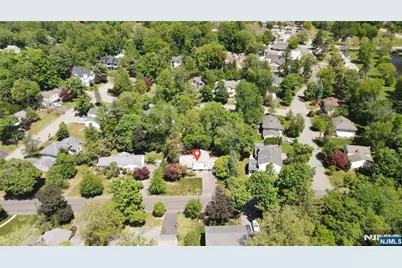 124 Lenox Avenue, Demarest, NJ 07627 - Photo 30