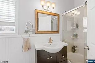 8 Navajo Ave, Parsippany, NJ 07034 - Photo 4