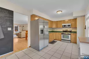 3661 Meadow Ln, North Bergen, NJ 07047 - Photo 22