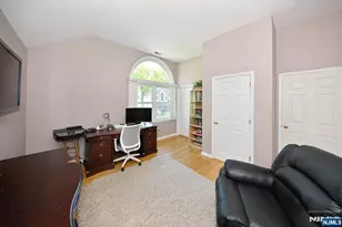 142 Geiger Dr, River Vale Township, NJ 07675 - Photo 14