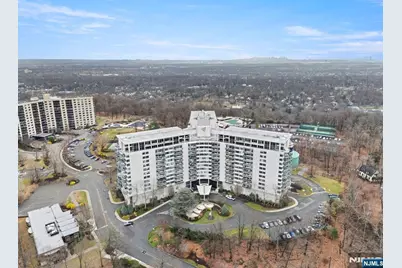 1 Claridge Drive 111 #111, Verona, NJ 07044 - Photo 32