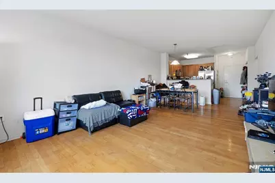15 Enterprise Court 105 #105, Jersey City, NJ 07305 - Photo 6