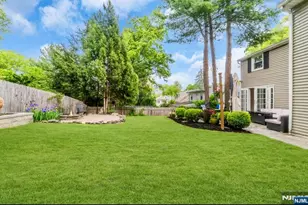 105 Bergen Ave, Waldwick, NJ 07463 - Photo 40
