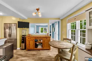 105 Bergen Ave, Waldwick, NJ 07463 - Photo 18