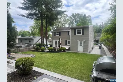 105 Bergen Avenue, Waldwick, NJ 07463 - Photo 42
